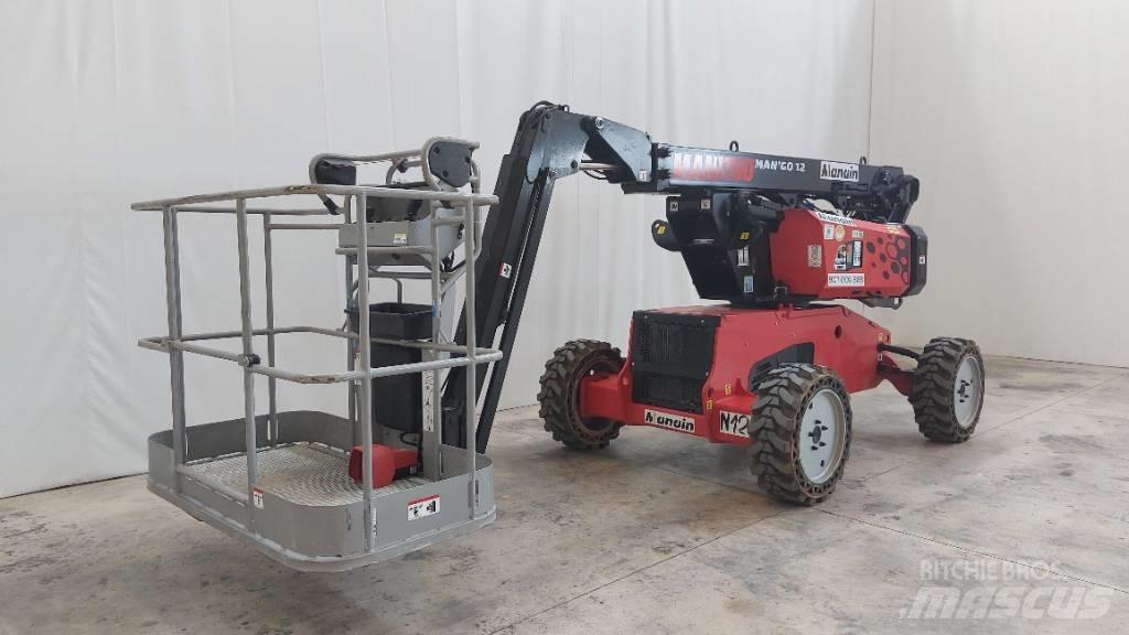 Manitou ManGo 12 曲臂高空工作平台