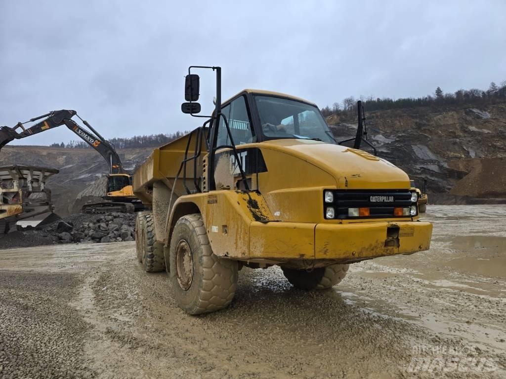 CAT 730 铰接式自卸车