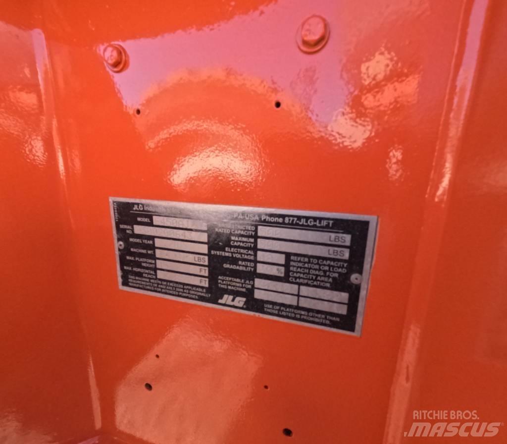 JLG E 450 AJ 曲臂高空工作平台