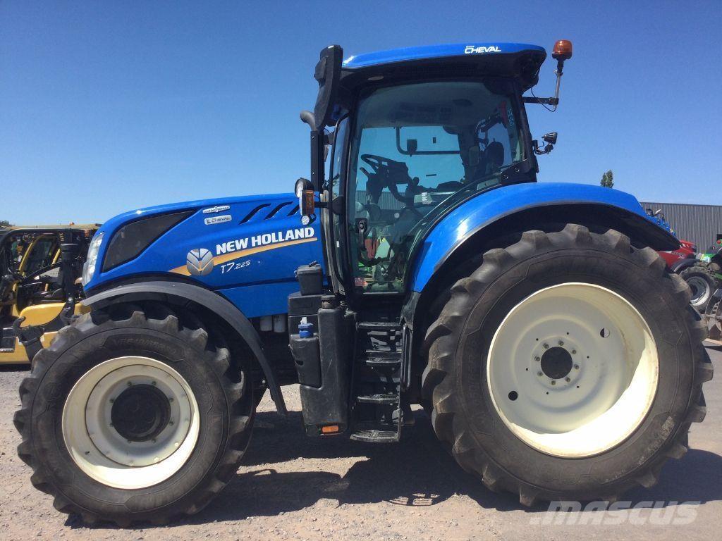New Holland T7.225 拖拉机/农用车