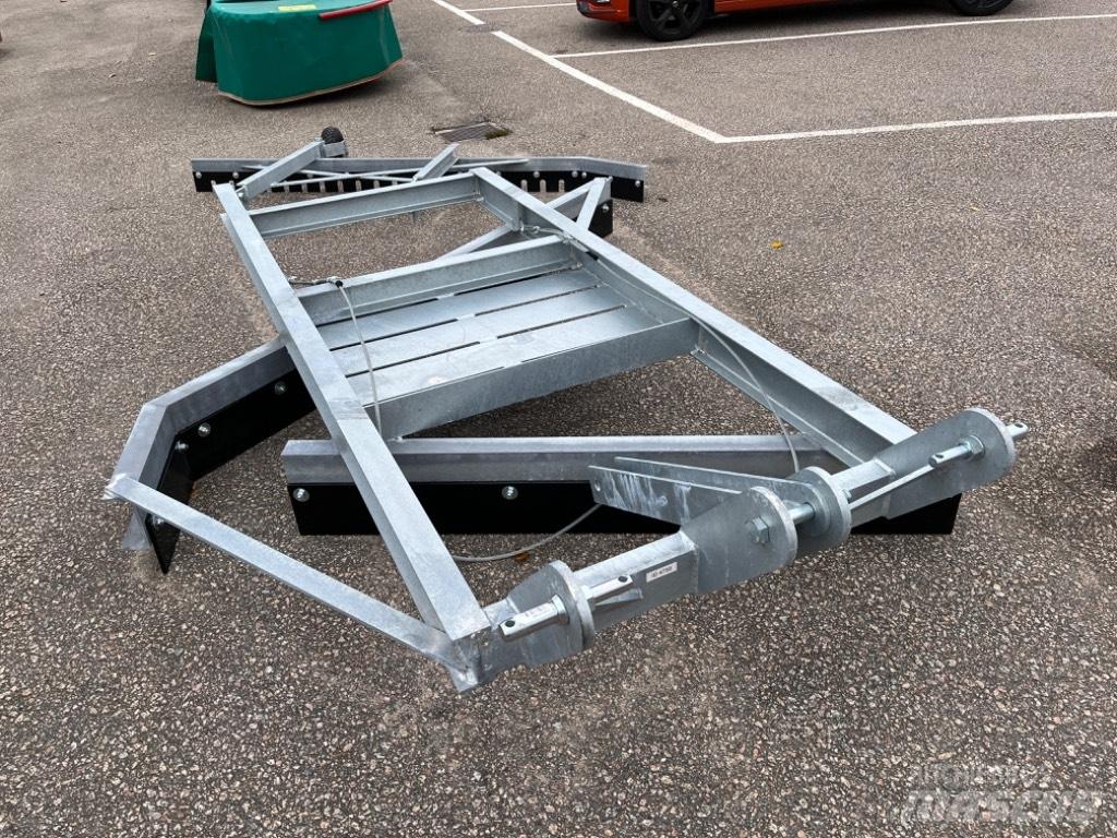  Vägsladd M220V 刮路机