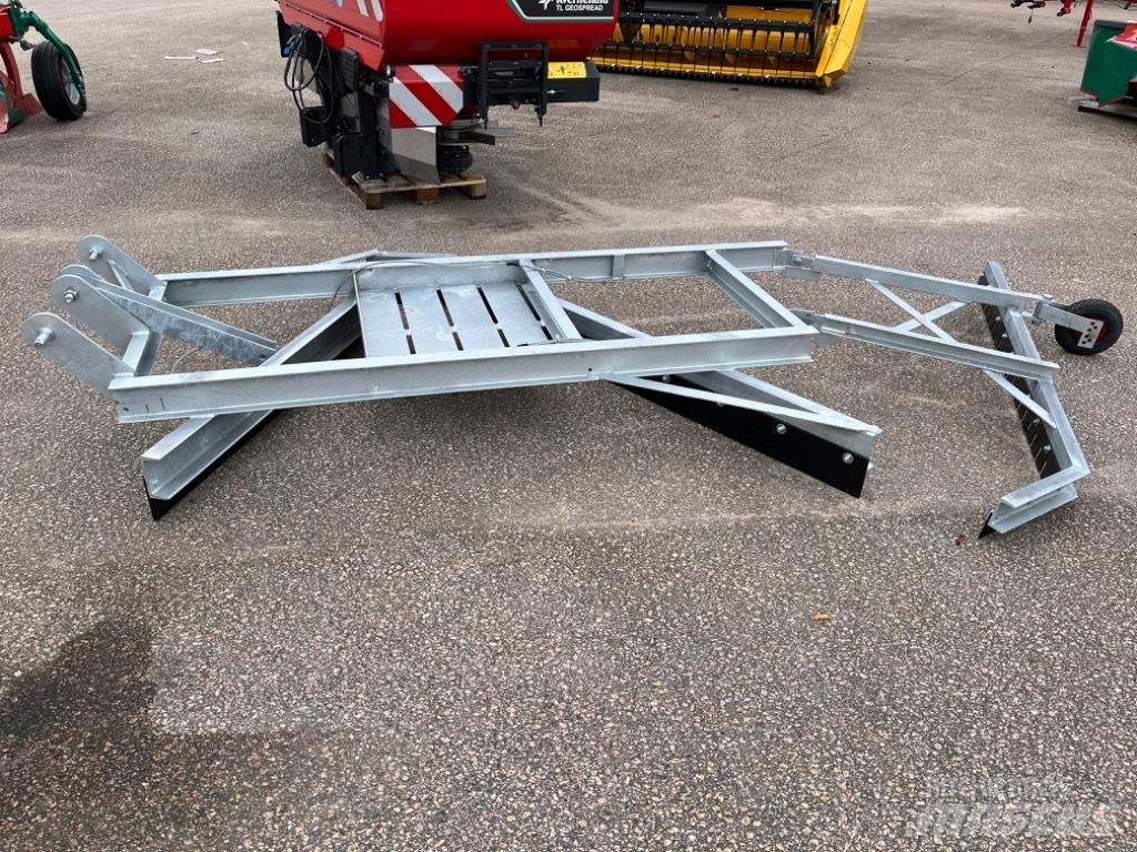  Vägsladd M220V 刮路机