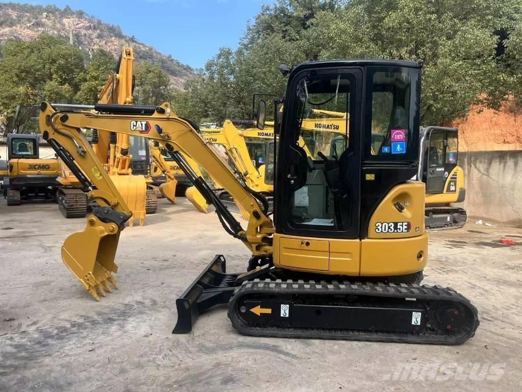 CAT 303.5 E CR 小型挖掘机