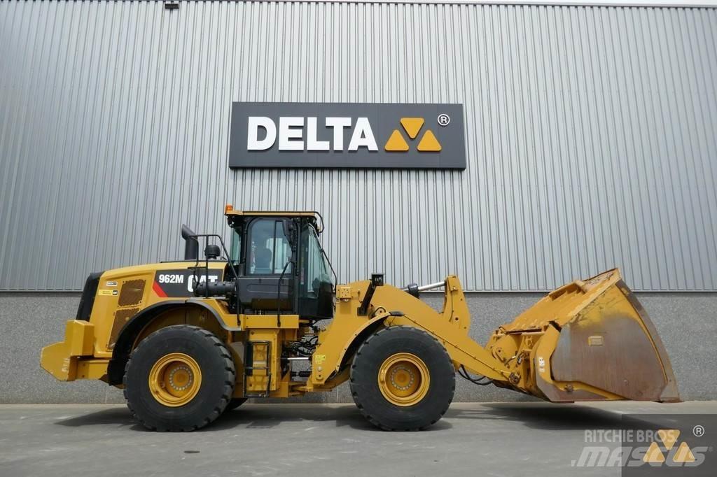 CAT 962M 轮式装载机