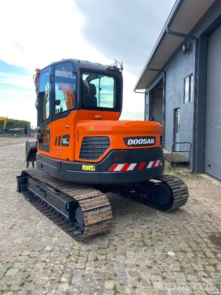 Doosan DX 85 R-3 中型挖掘机