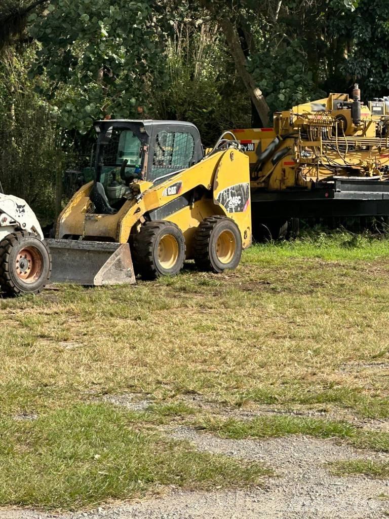 CAT 248C 滑移装载机