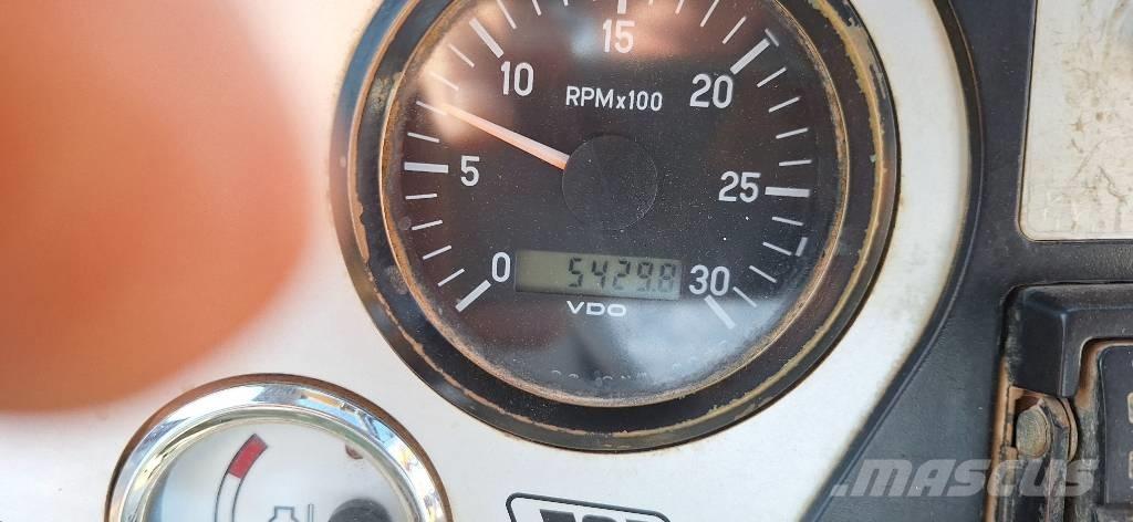 JCB 3 CX 反铲装载机