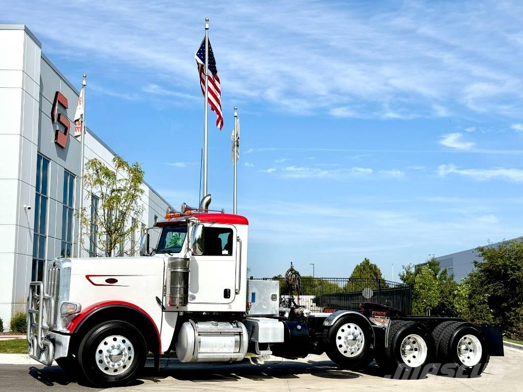 Peterbilt 389 牵引车