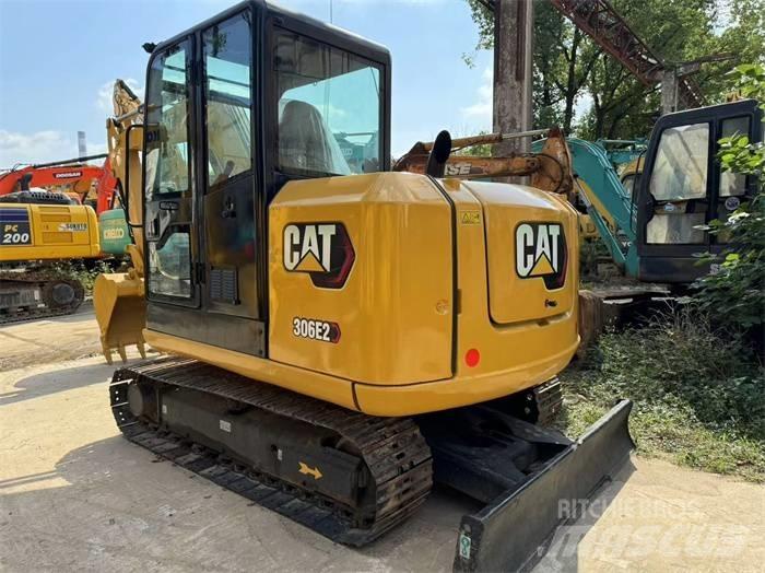CAT 306 E2 小型挖掘机