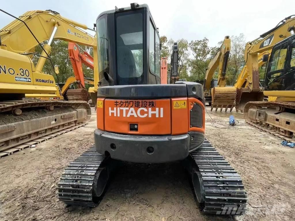 Hitachi ZX50U 小型挖掘机