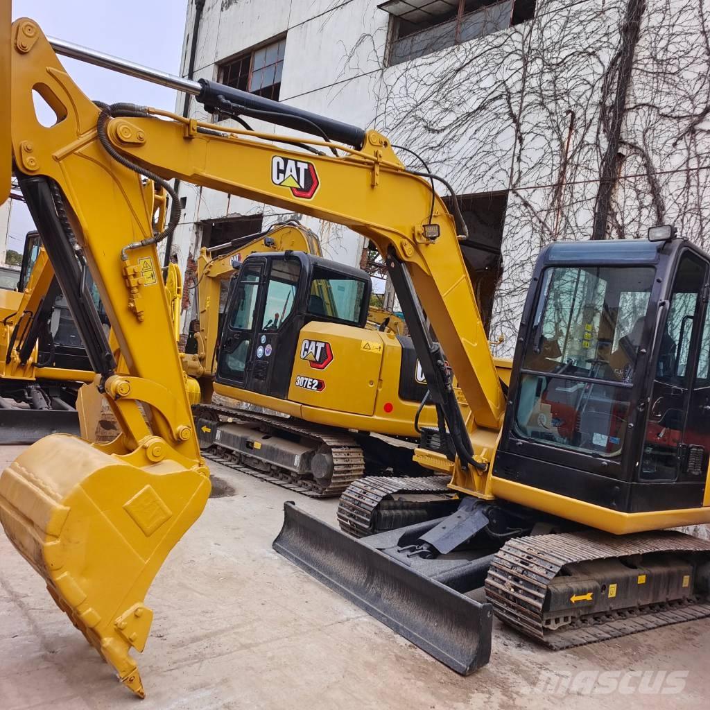 CAT 305 E 小型挖掘机