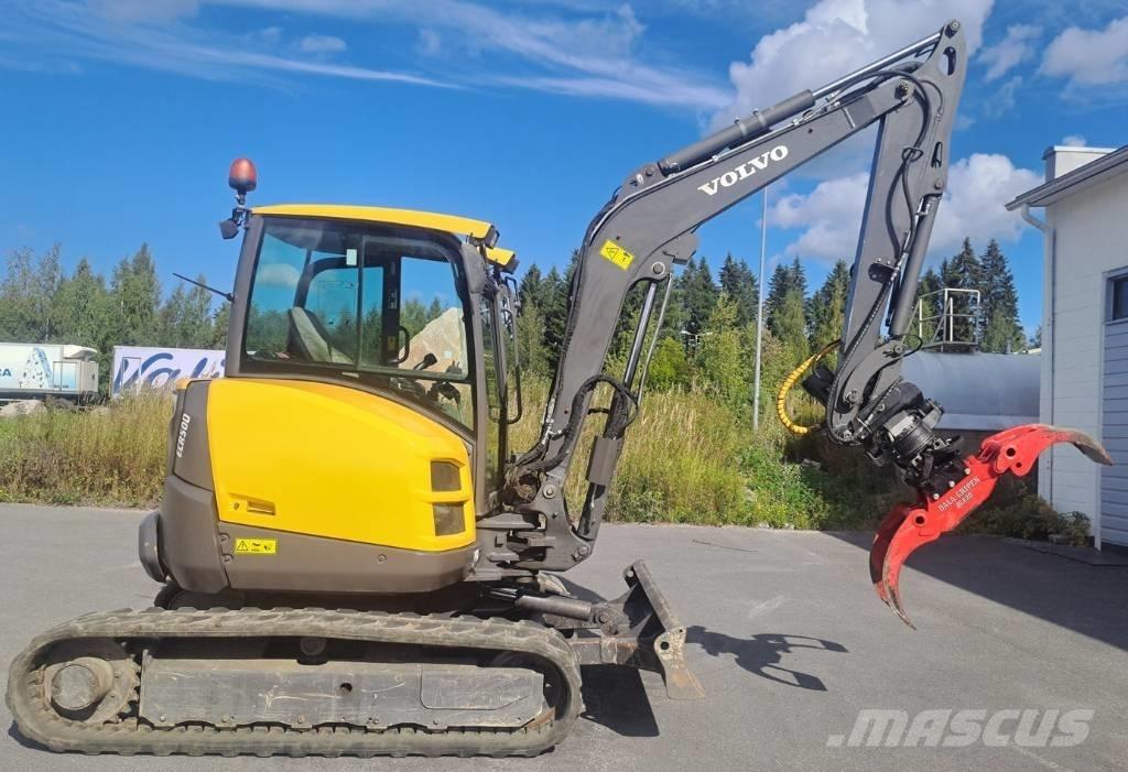 Volvo ECR 50 D 小型挖掘机