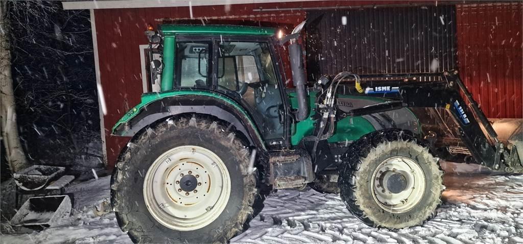 Valtra T182 拖拉机/农用车