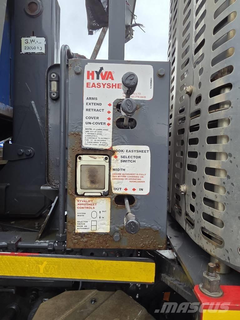 Volvo BM FM420 工程吊钩车