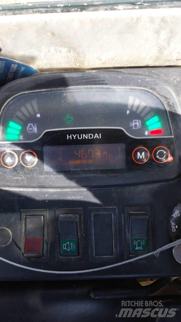 Hyundai X30Z-9AK 中型挖掘机