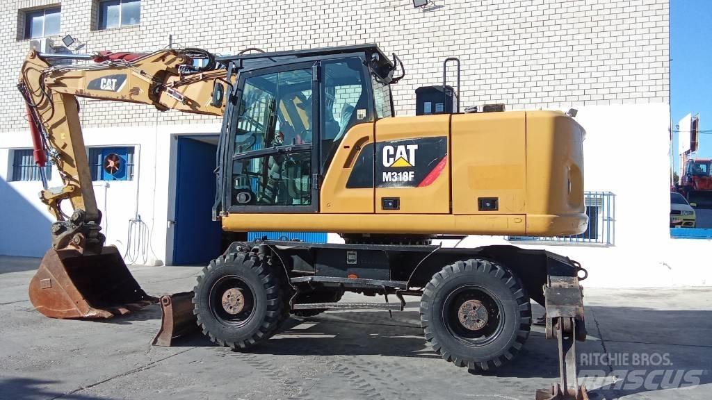 CAT M318F 轮式挖掘机