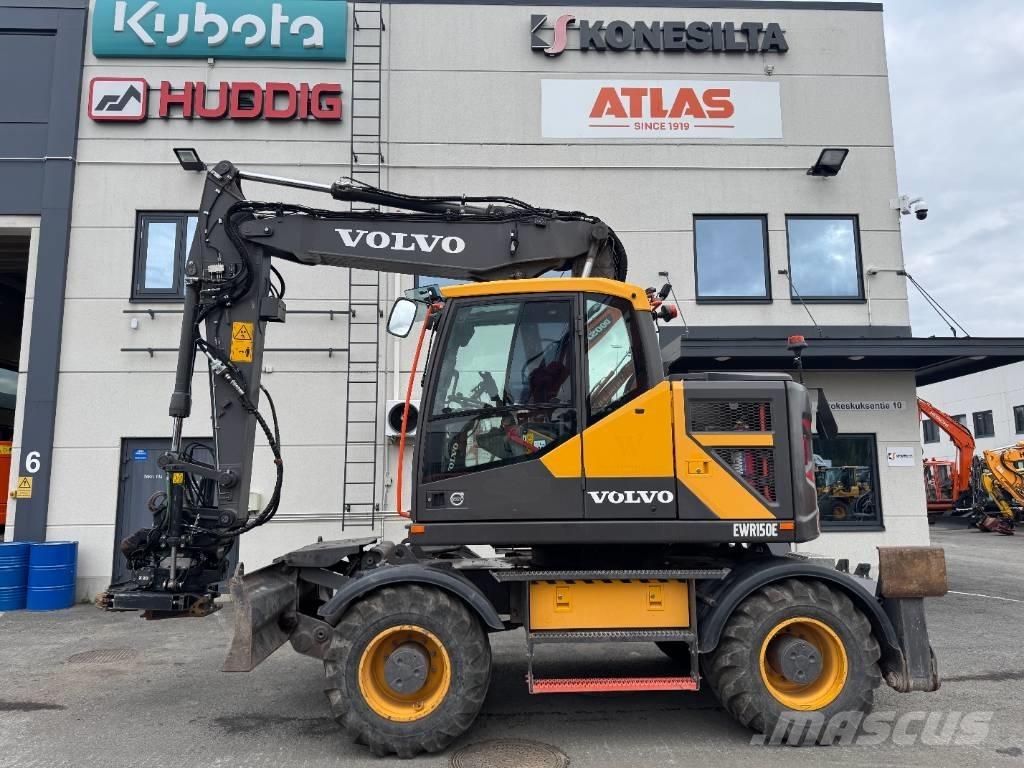 Volvo EWR 150 E 轮式挖掘机