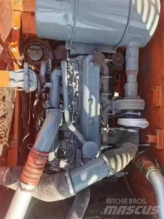 Doosan DX225LC 履带挖掘机