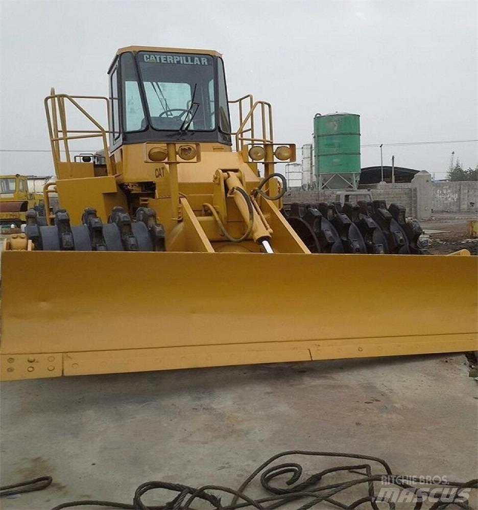 CAT 815 B 土壤压实机
