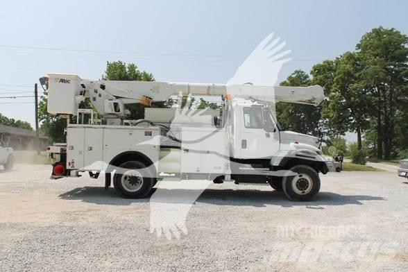Altec AM855 车载式高空作业车