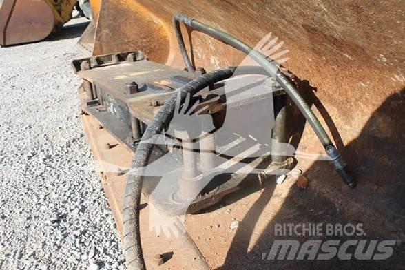 CASE 590SM 反铲装载机
