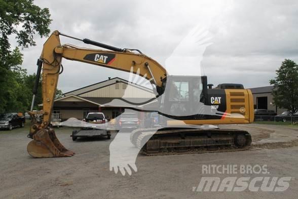 CAT 323FL 履带挖掘机