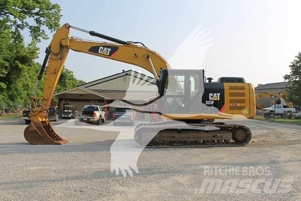 CAT 323FL 履带挖掘机