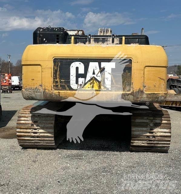 CAT 330D 履带挖掘机