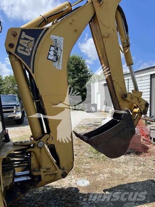 CAT 420D 反铲装载机