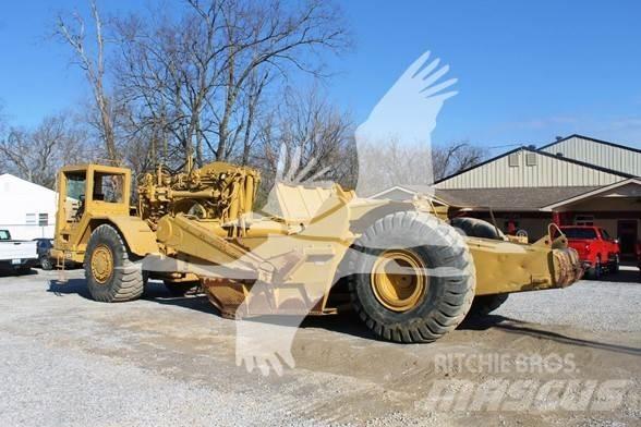 CAT 621F 铲运机