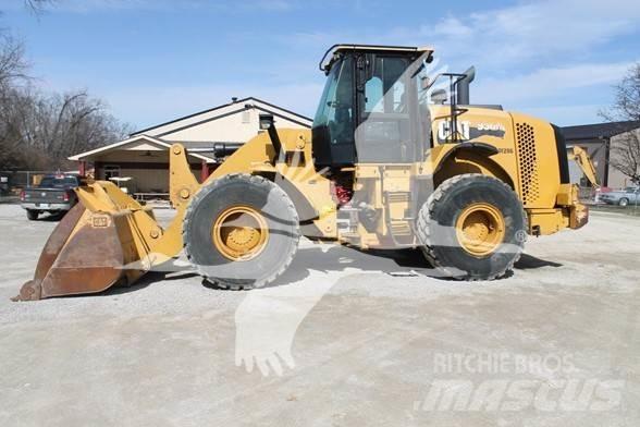 CAT 950M 轮式装载机