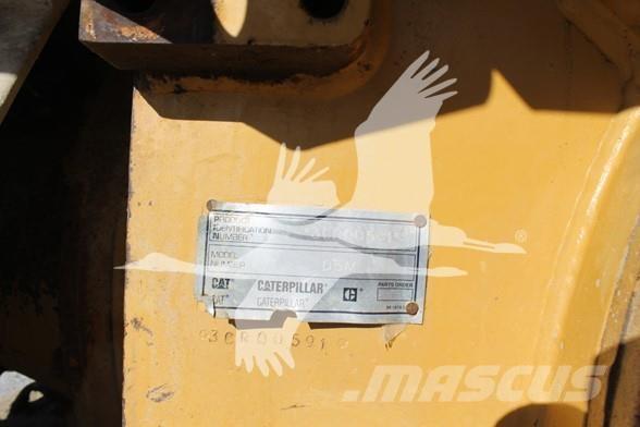 CAT D5M LGP 履带式推土机