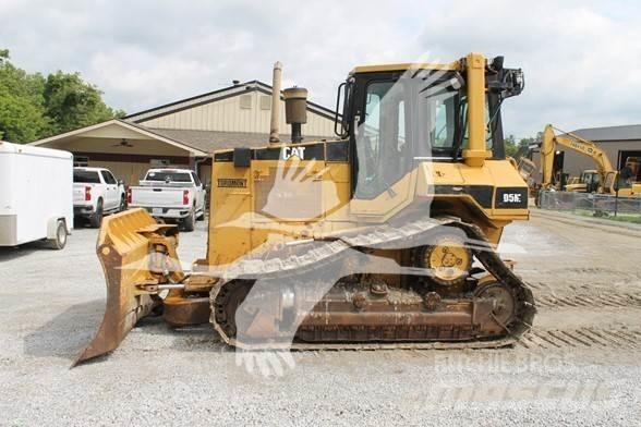 CAT D5M XL 履带式推土机
