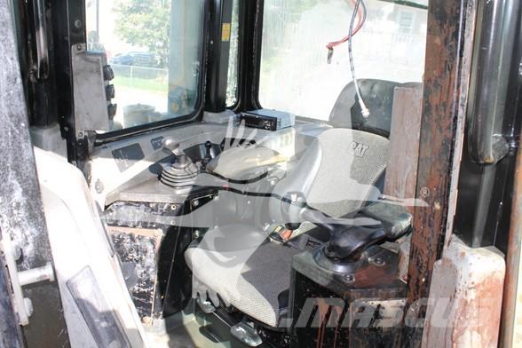 CAT D6T LGP 履带式推土机