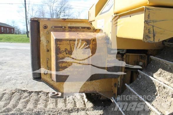 CAT D6T XL 履带式推土机