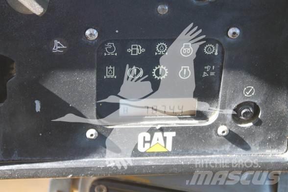 CAT D6T XL 履带式推土机