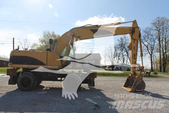 CAT M318C 轮式挖掘机