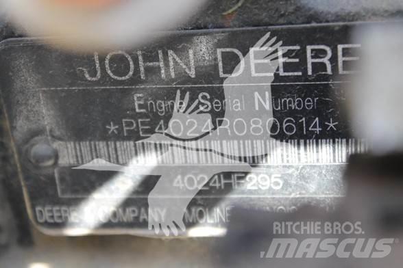 John Deere  发动机