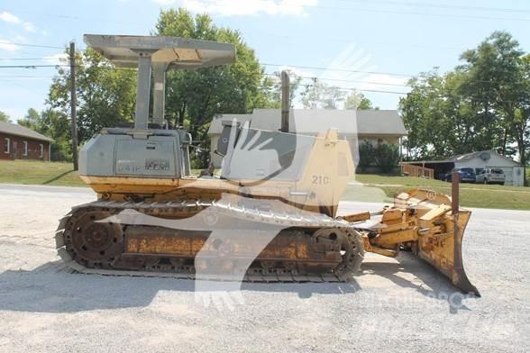 Komatsu D41P-6 履带式推土机