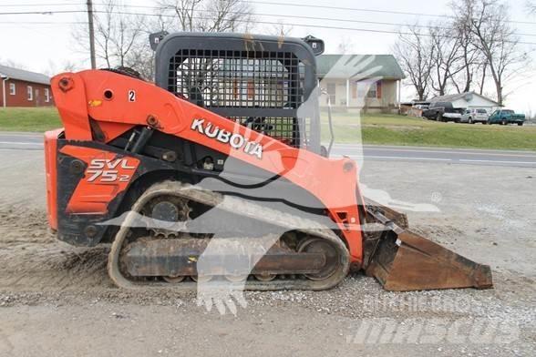 Kubota SVL75-2 滑移装载机