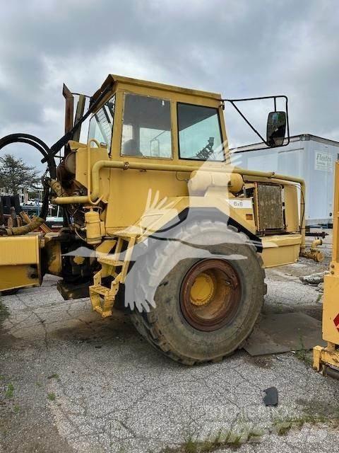 Volvo A25B 水罐车