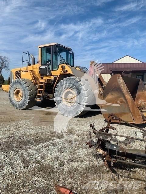 Volvo L220F 轮式装载机