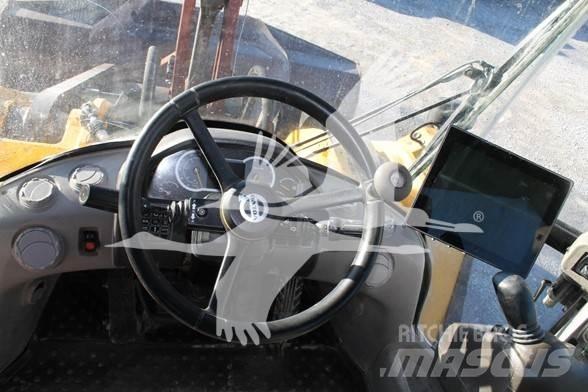 Volvo L220H 轮式装载机