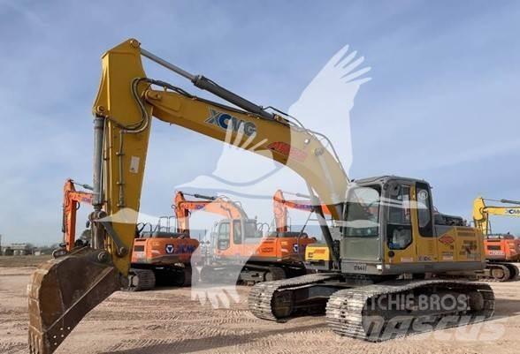 XCMG XE210C 履带挖掘机
