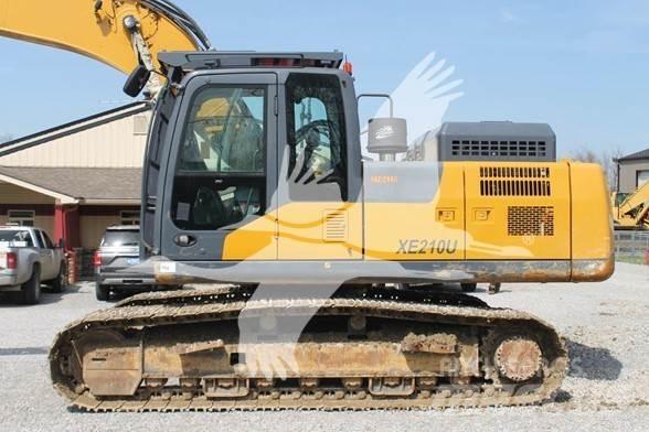 XCMG XE210U 履带挖掘机