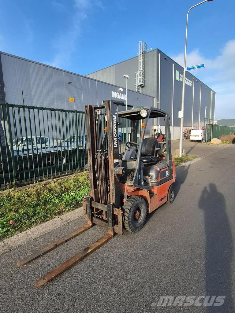 Nissan pd01a15po 天然气叉车