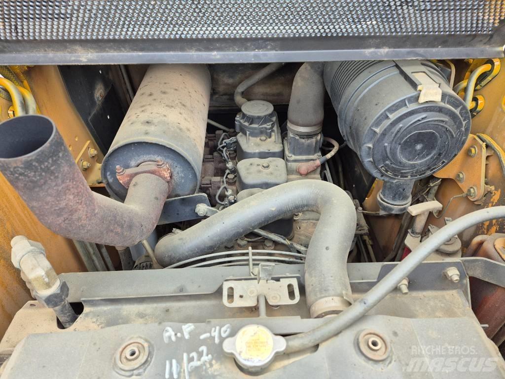 CASE 430 滑移装载机