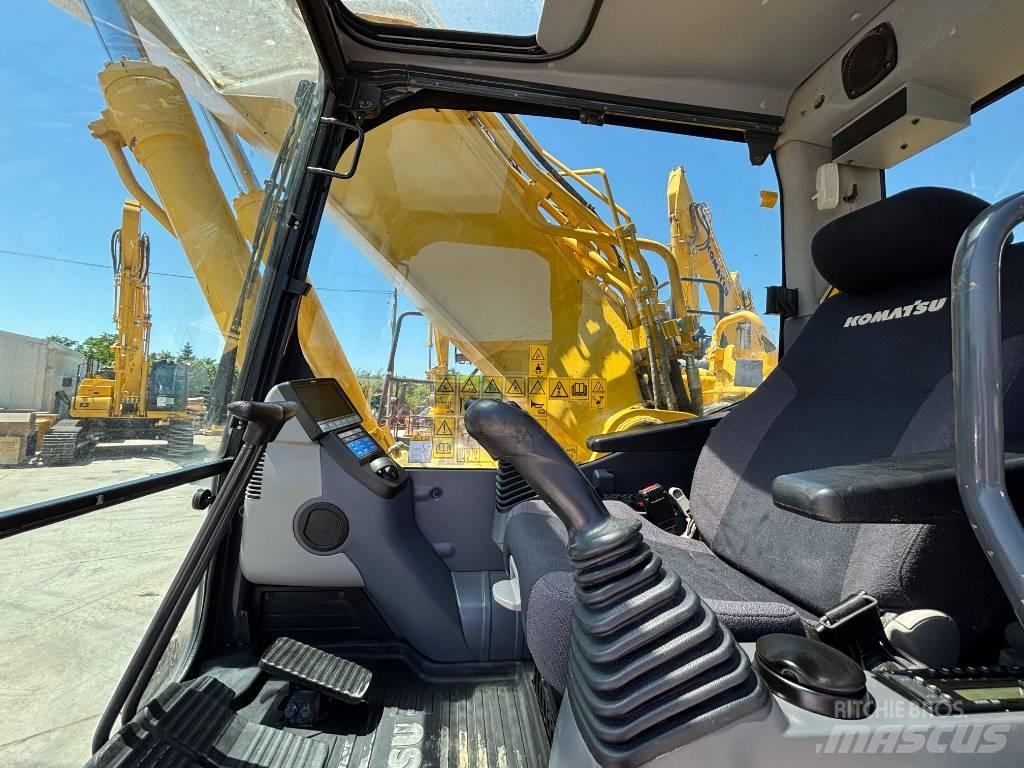 Komatsu HB365NLC-3 履带挖掘机
