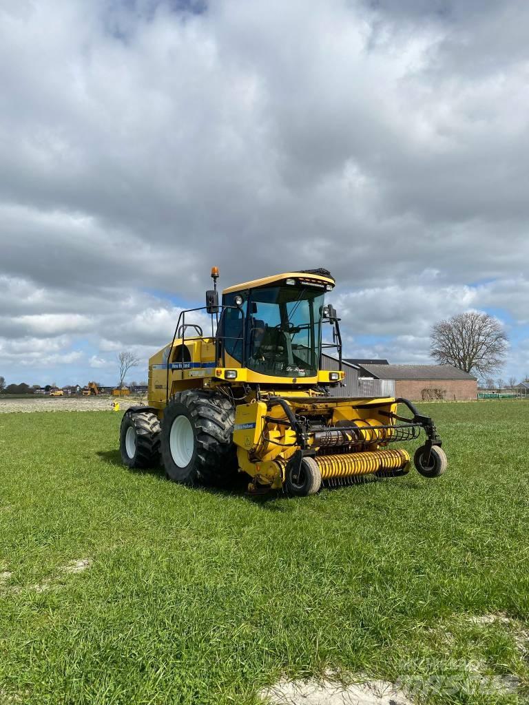 New Holland FX 60 自走式青贮饲料收割机