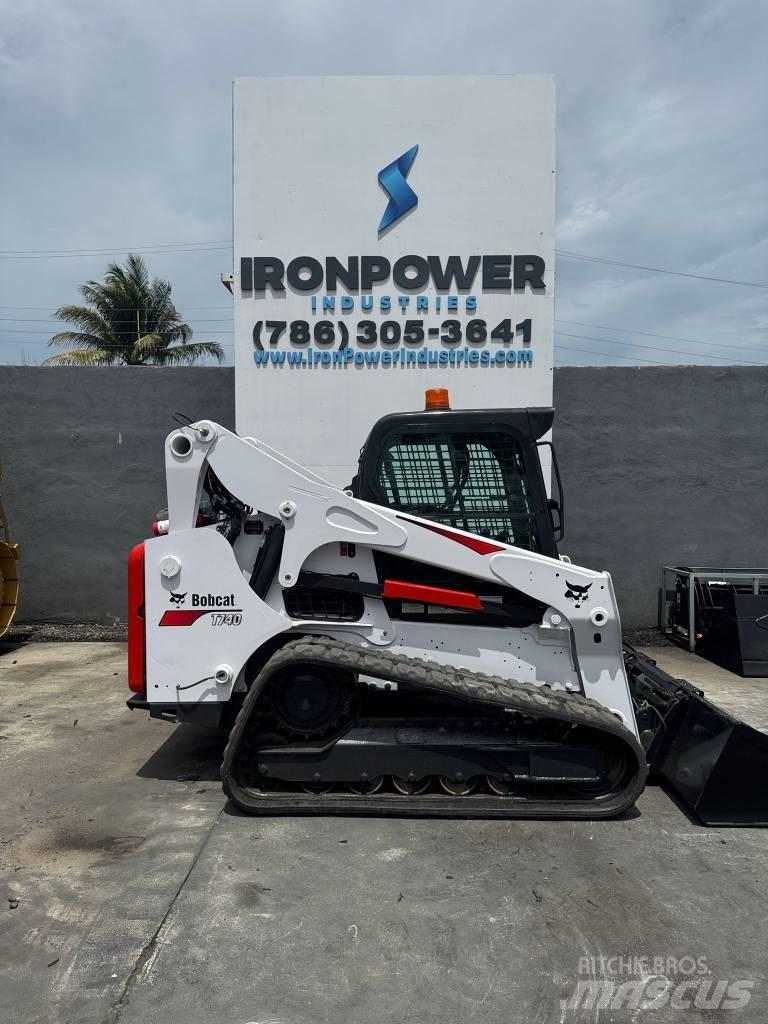 Bobcat T 740 滑移装载机
